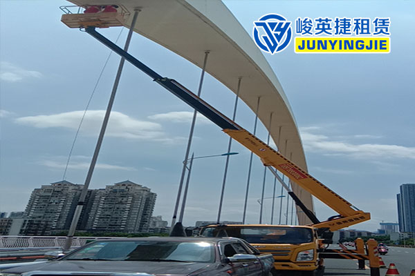 南丹柳州桥梁检测施工现场